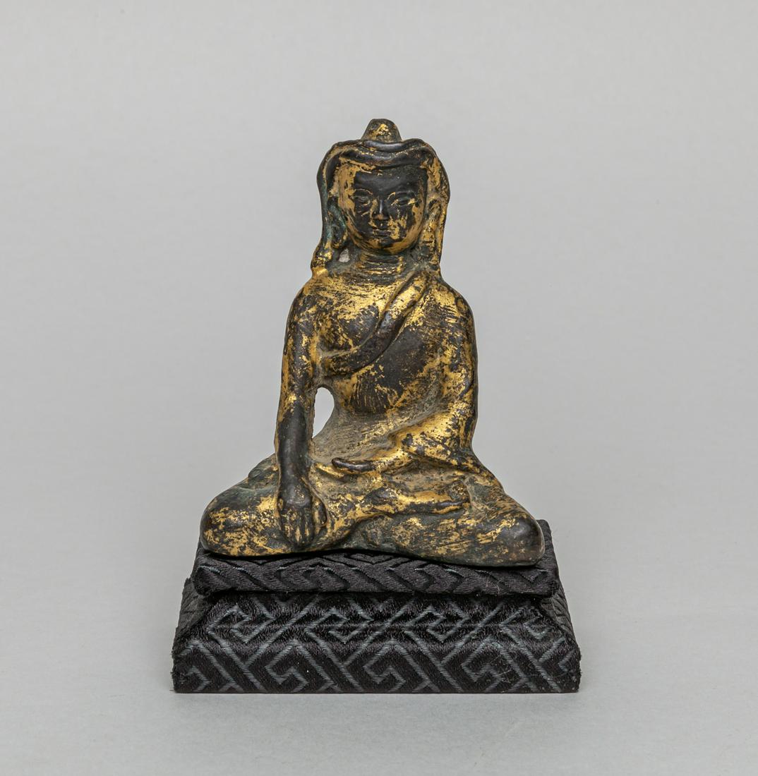Fine Asian Gilt Metal Seating Buddha (1 of 13)