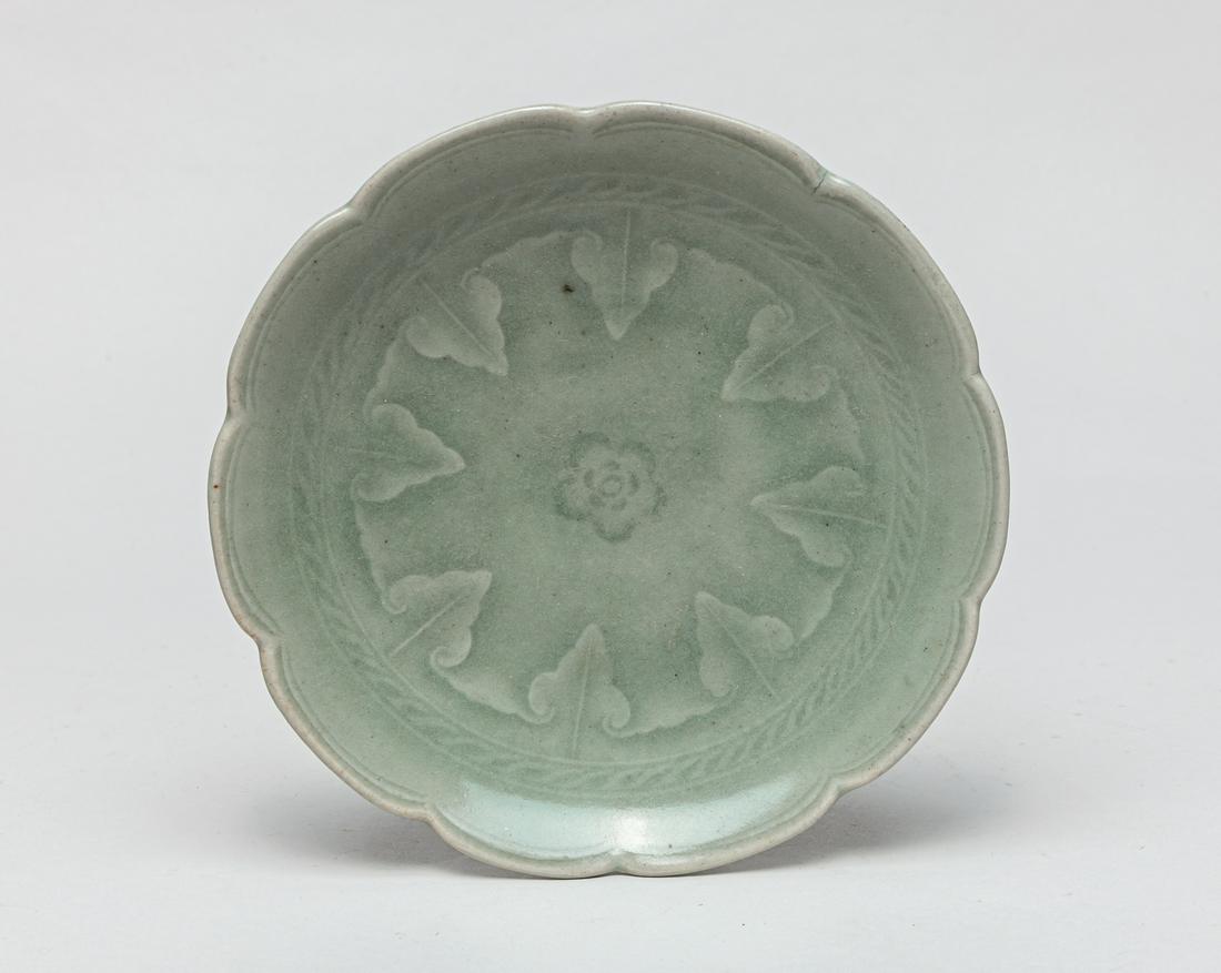Chinese Longquan Porcelain Lotus Plate (1 of 12)