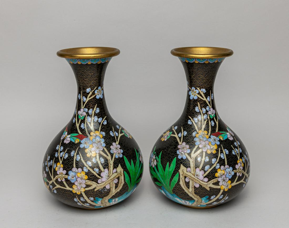 Pair Large Chinese Export Cloisonne Vase (1 of 13)