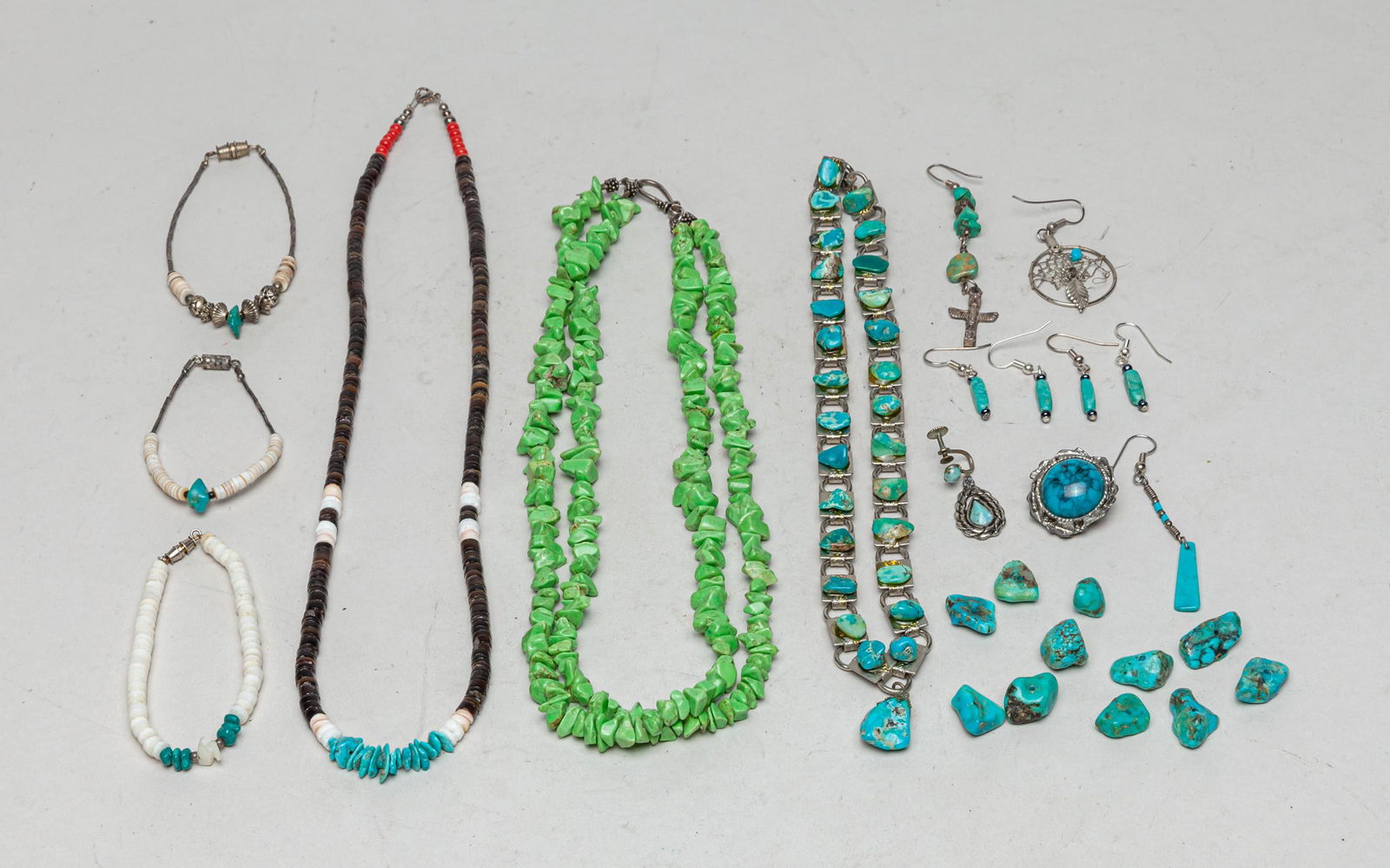 Set Native American Type Turquoise Like Jewelry (1 of 11)