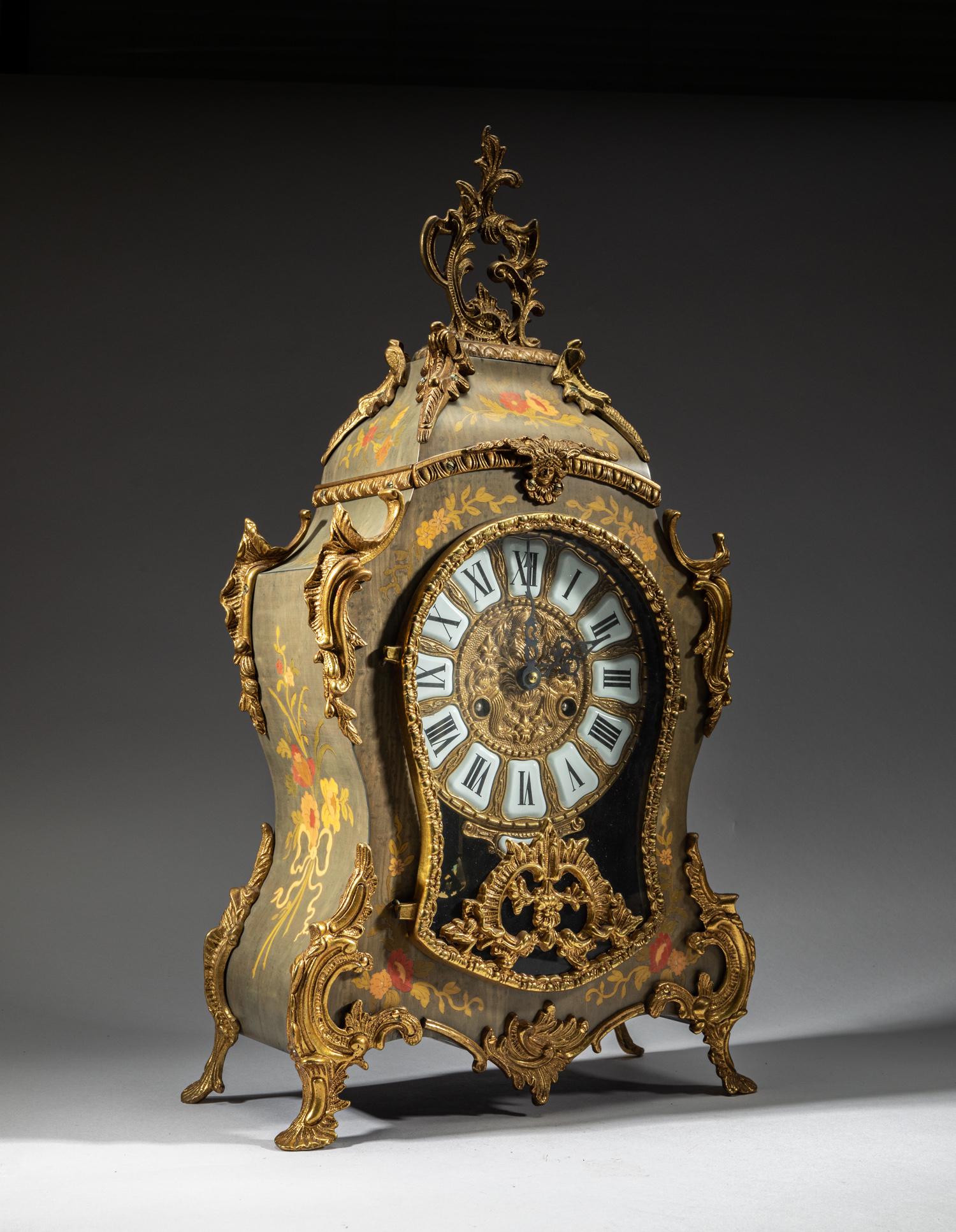 Collectible Iatly Gilt Table Clock (1 of 16)