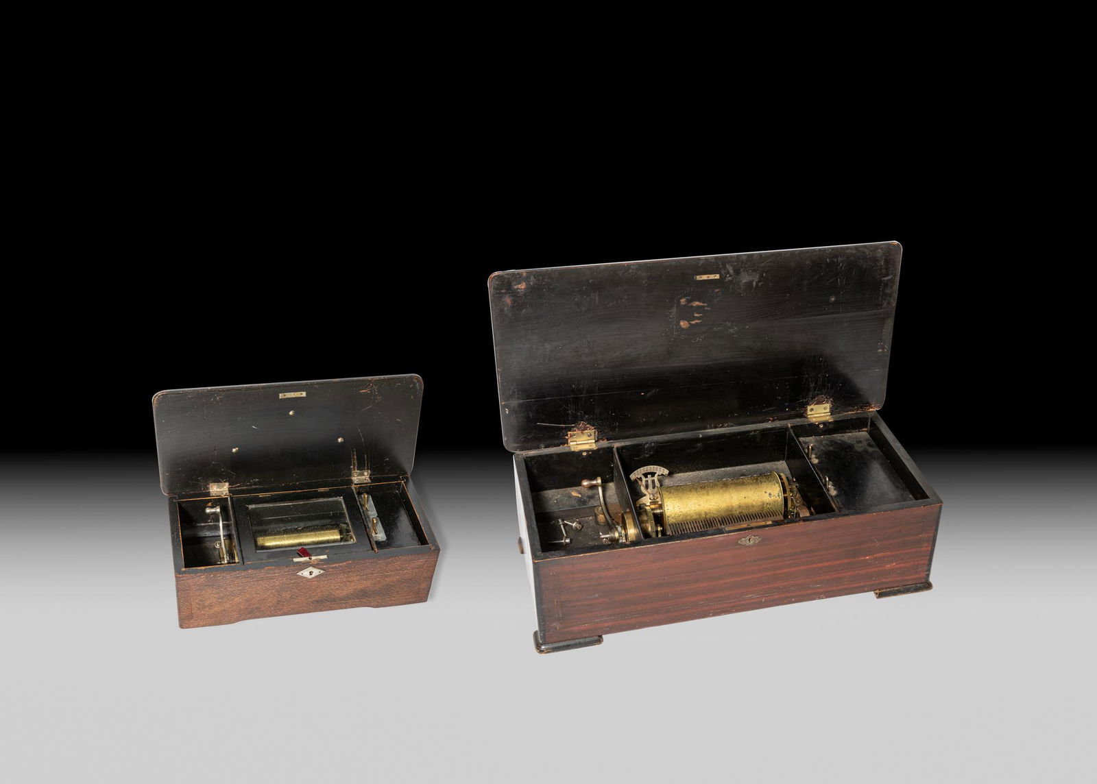 Two Collectible Music Box (1 of 15)