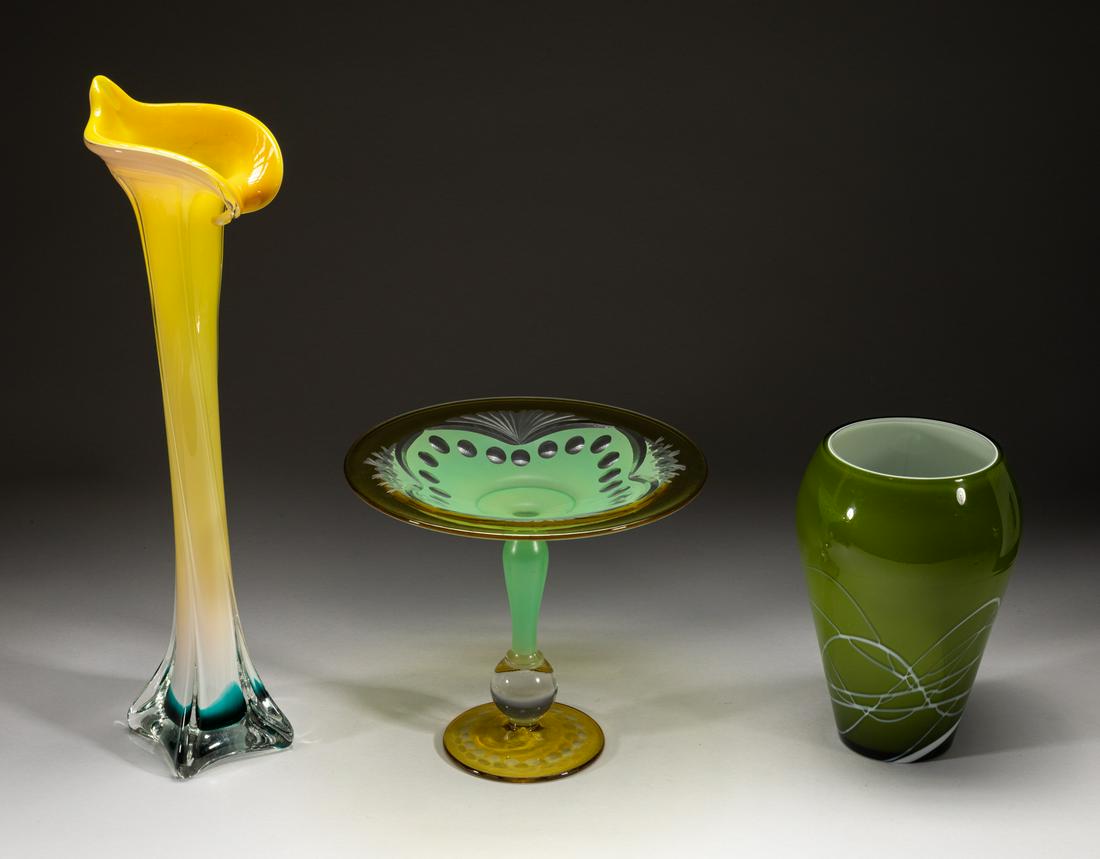 Collectible Art Glass Wares (1 of 10)