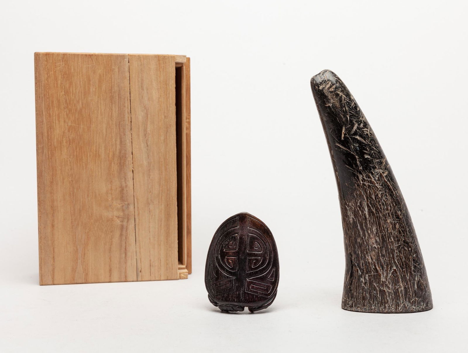 Chinese/Japanese Horn Carvings (1 of 10)
