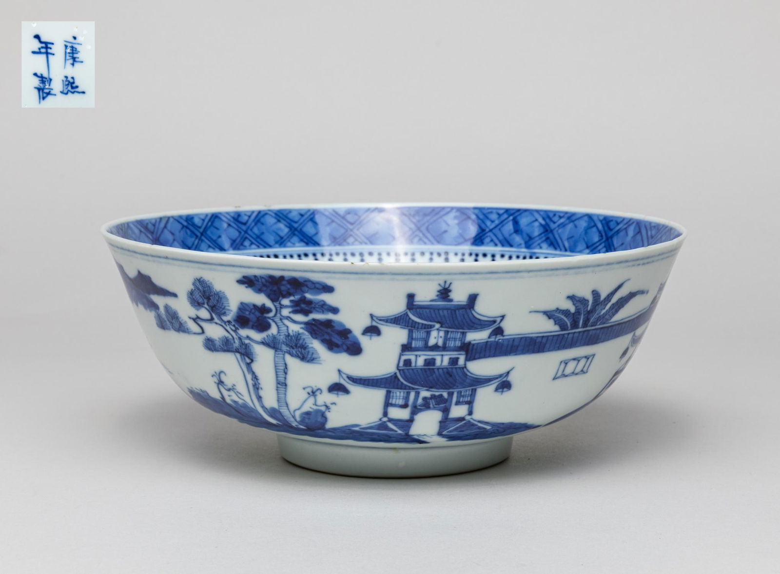 Large Chinese Blue White Porcelain Bowl (1 of 12)