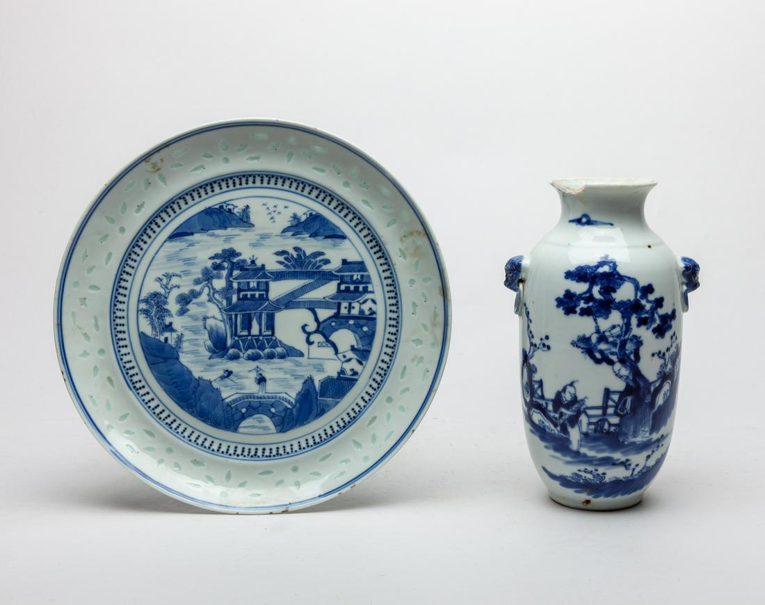 Chinese Blue White Porcelain Vase Plate (1 of 14)