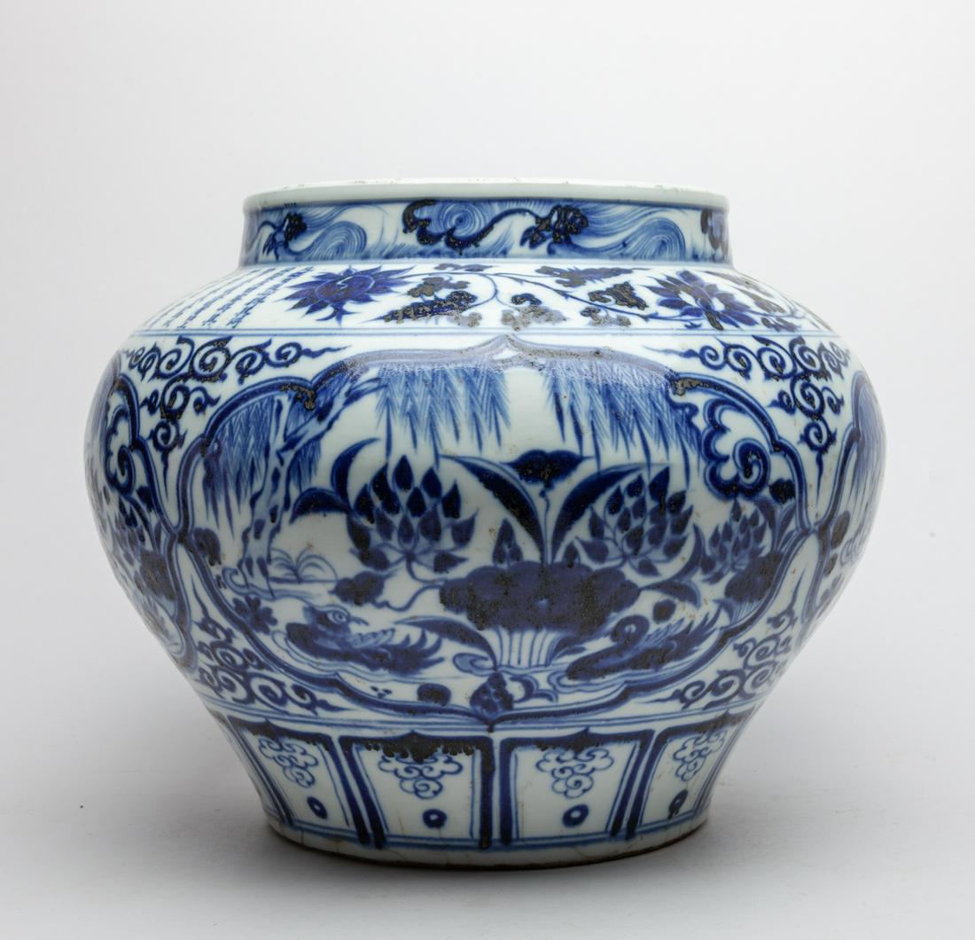 Massive Chinese Blue White Porcelain Pot (1 of 10)