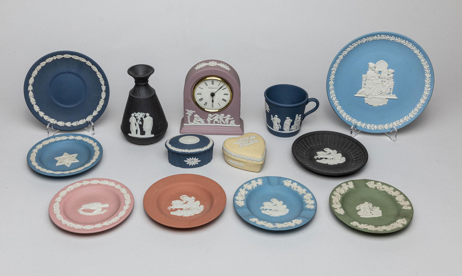Collectible England Wedgewood Porcelains (1 of 13)