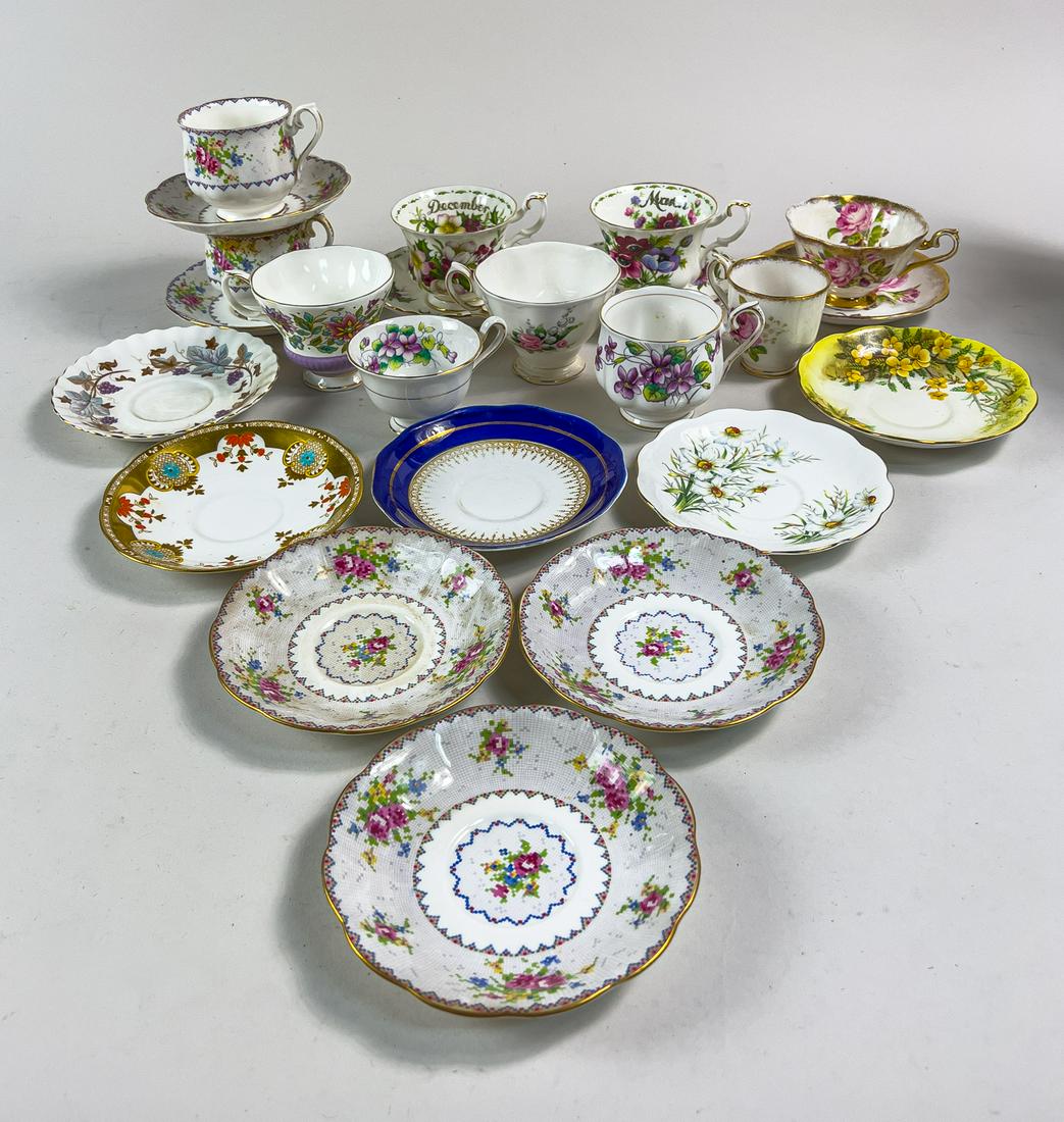 Vintage England Royal Albert Porcelain Cups & Saucers: A large group English vintage type porcelain tea cups and saucers, each decorated with flower pr geometric patterns, the base marked Royal Albert. 5.6inch D (largest).