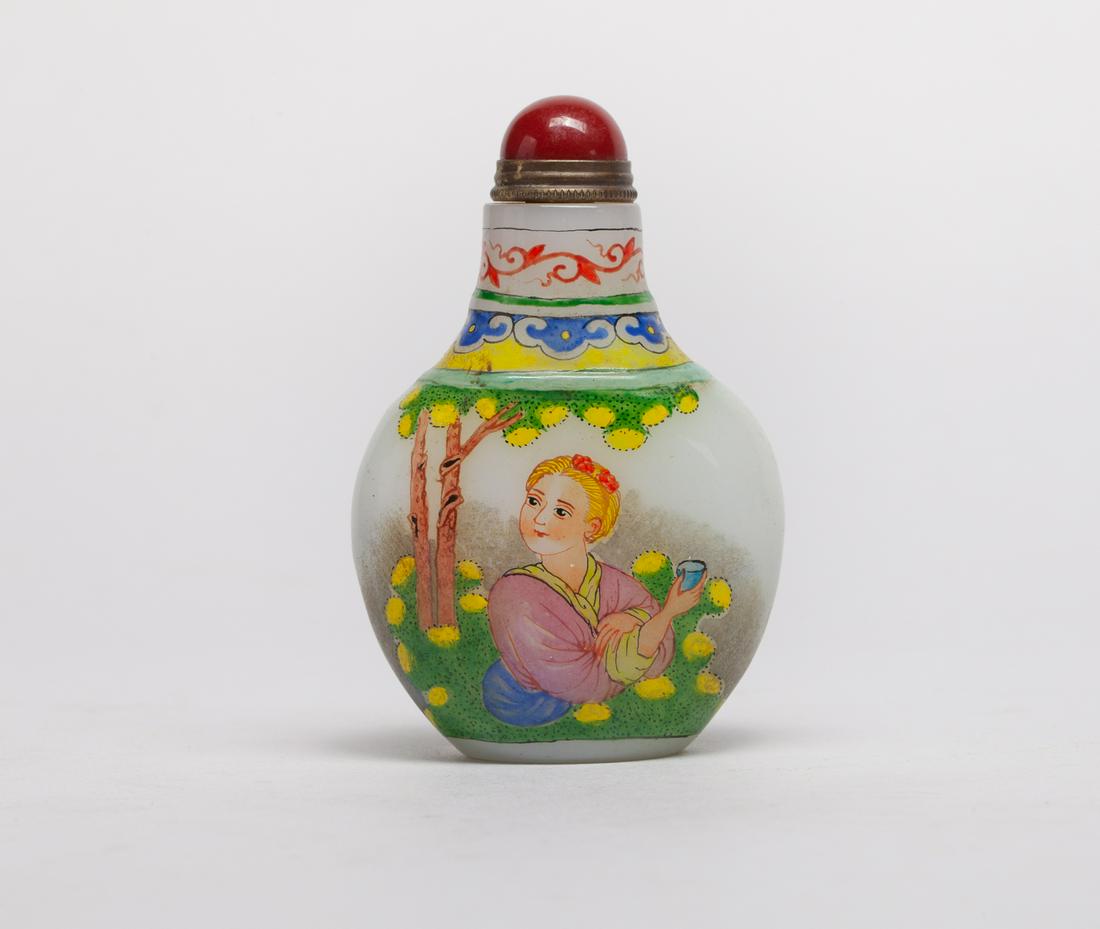 Chinese Enameled on Jade Like Glass Snuff Bottle (1 of 12)