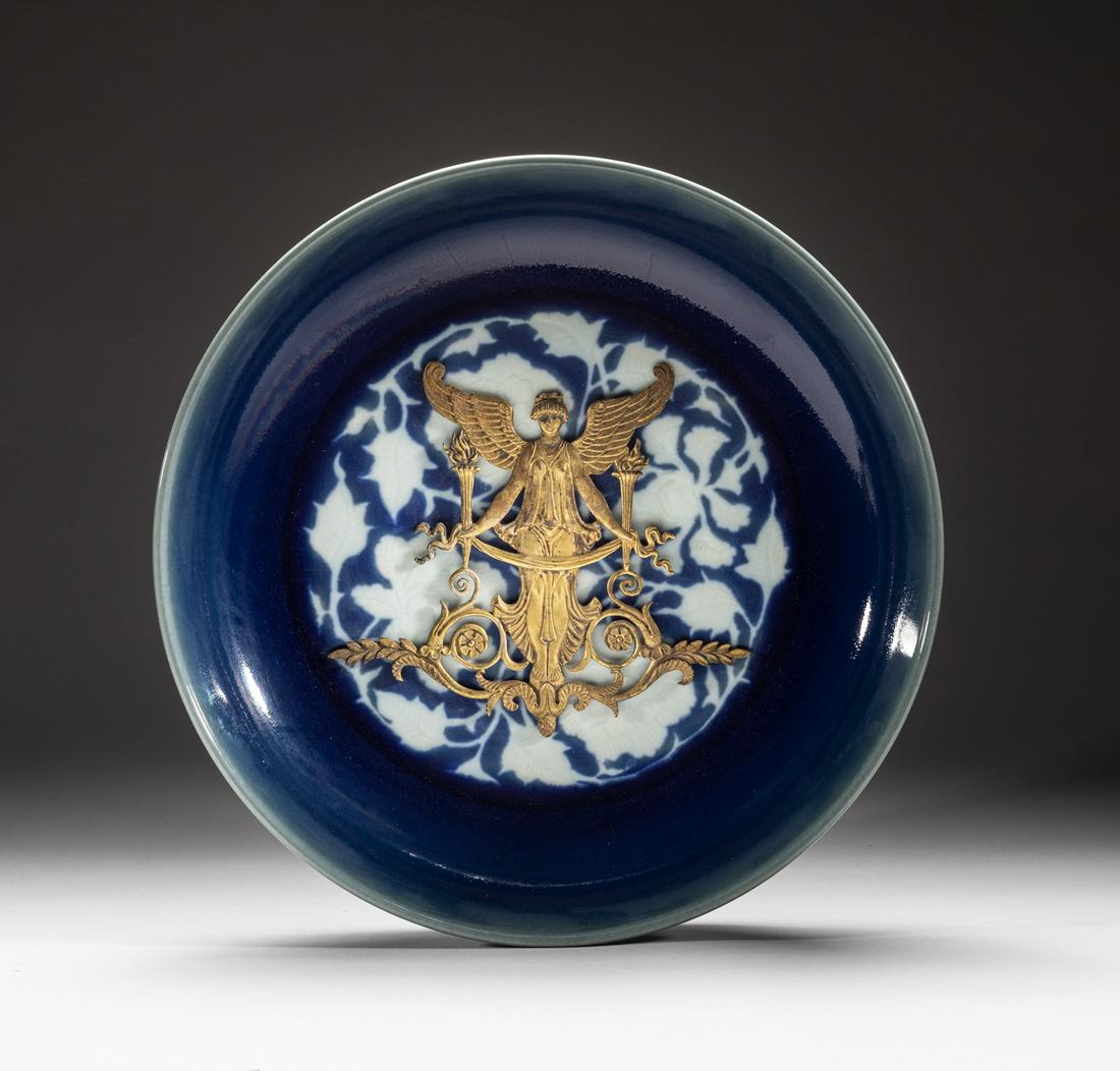 Large Chinese Blue & White Porcelain Charger (1 of 13)