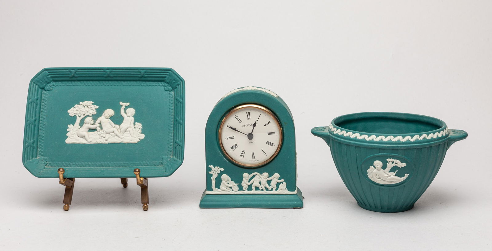 Rare England Wedgwood Porcelain Sets (1 of 13)