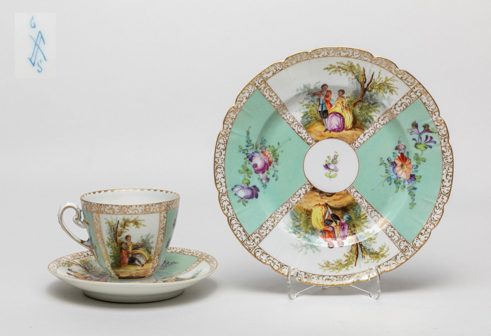Dresden R. Grossbaum & Son Porcelain Sets (1 of 11)