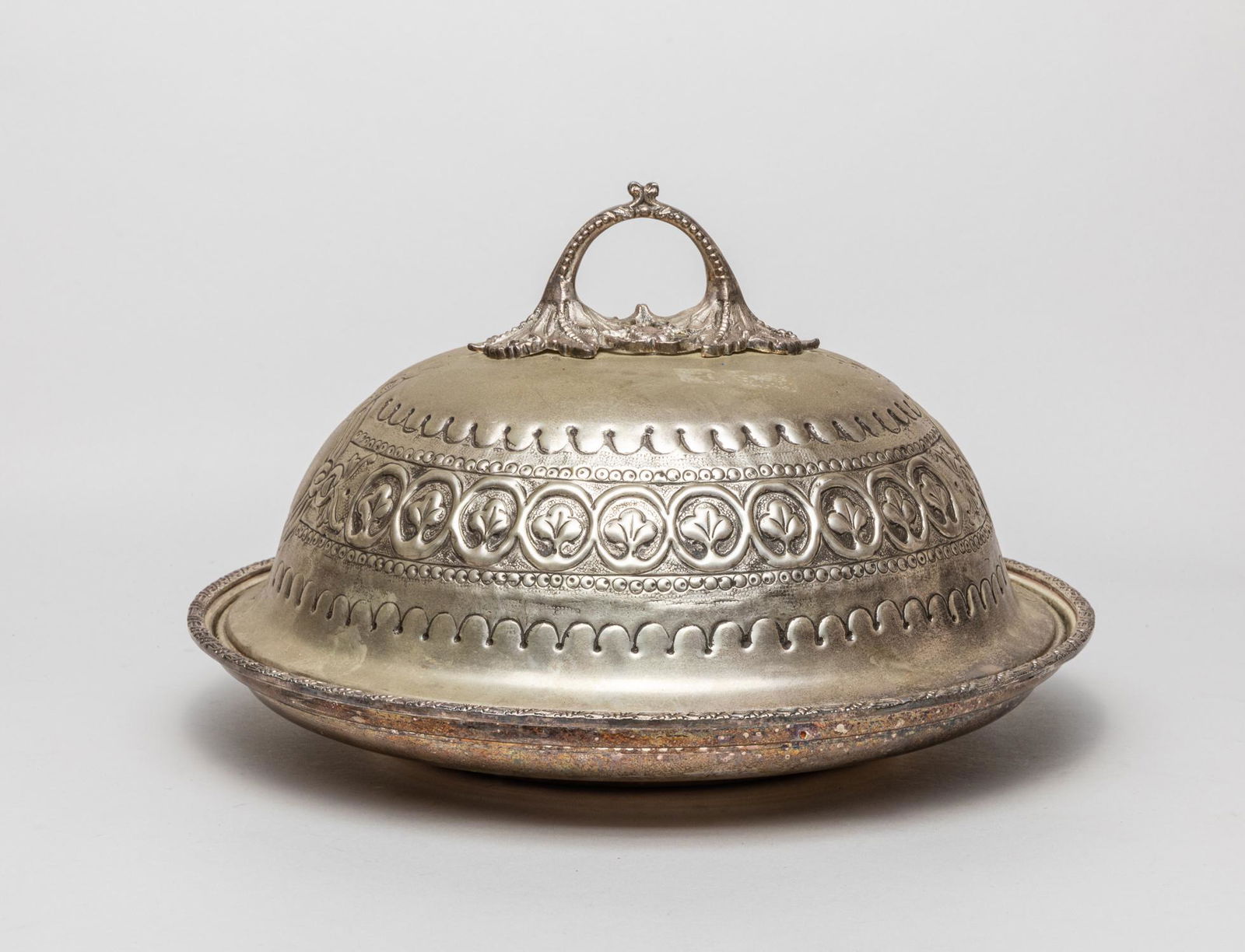 English Type Silver Plated Central Piece (1 of 9)