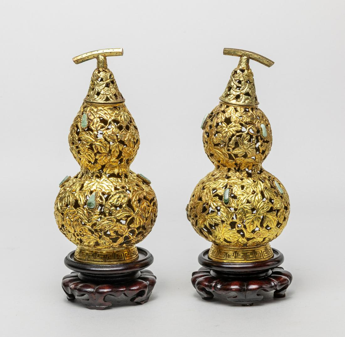 Important Chinese Gilt Gourd Vase Inlaid Jadeite (1 of 10)