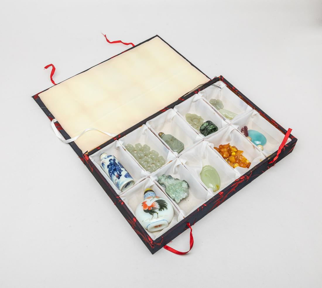 Collectible Chinese Jade, Amber & Gem Stone (1 of 16)