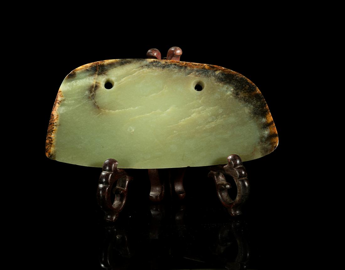 Chinese Jade Carving of  Axe (1 of 11)