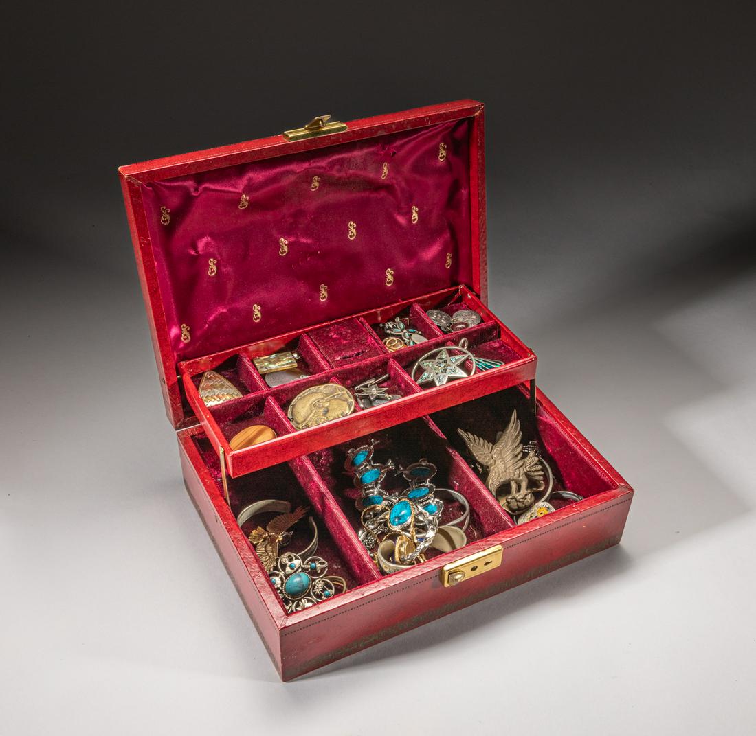 Collectible Native American Type Jewelry (1 of 12)