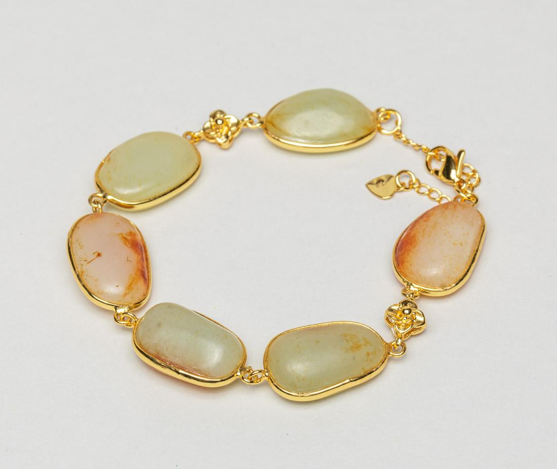 Chinese Pebble Jade Bracelet (1 of 12)