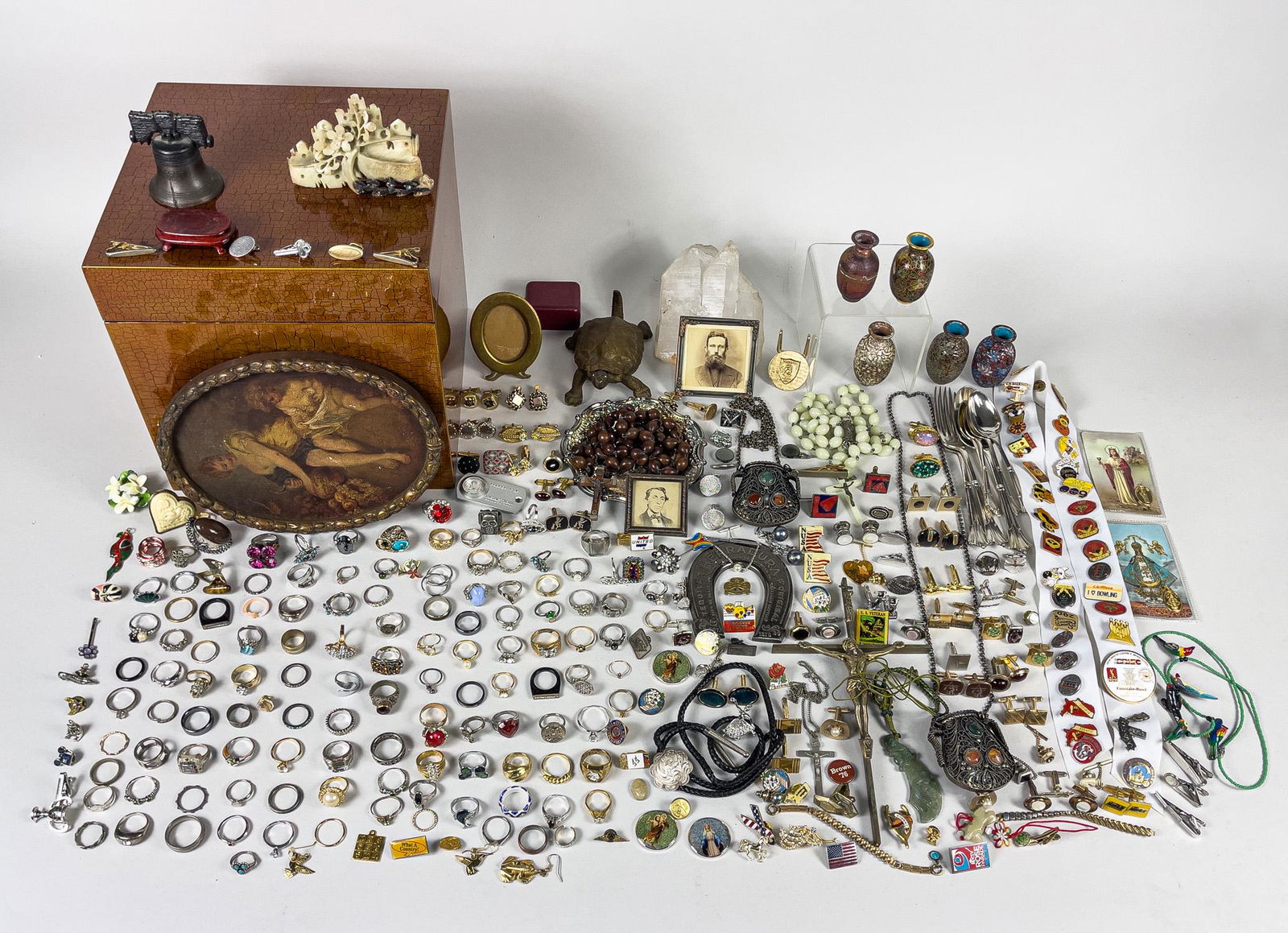 Estate Jewelry & Gemstones (1 of 15)