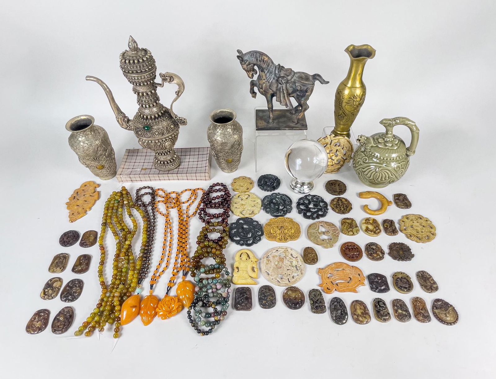 Estate Chinese Jade/Stone and Table Wares (1 of 14)