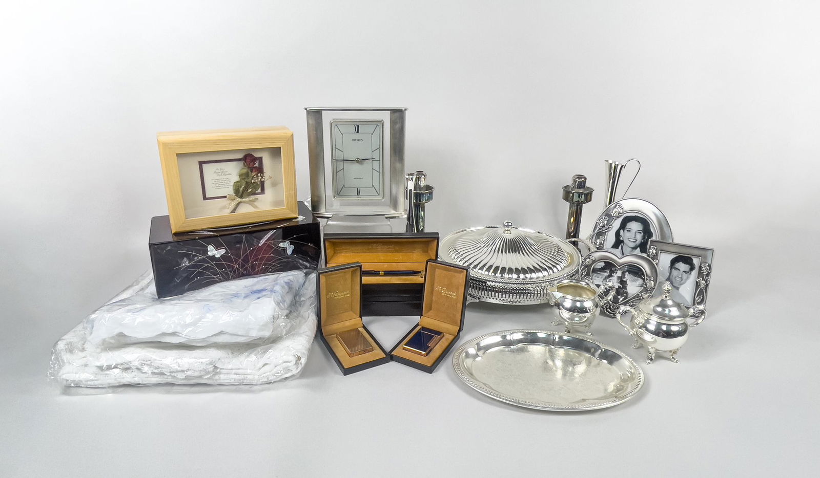Collectible Silver-plated Wares & House Decors (1 of 10)