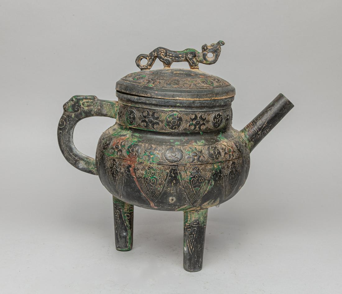 Large Chinese Bronze Pot (1 of 13)