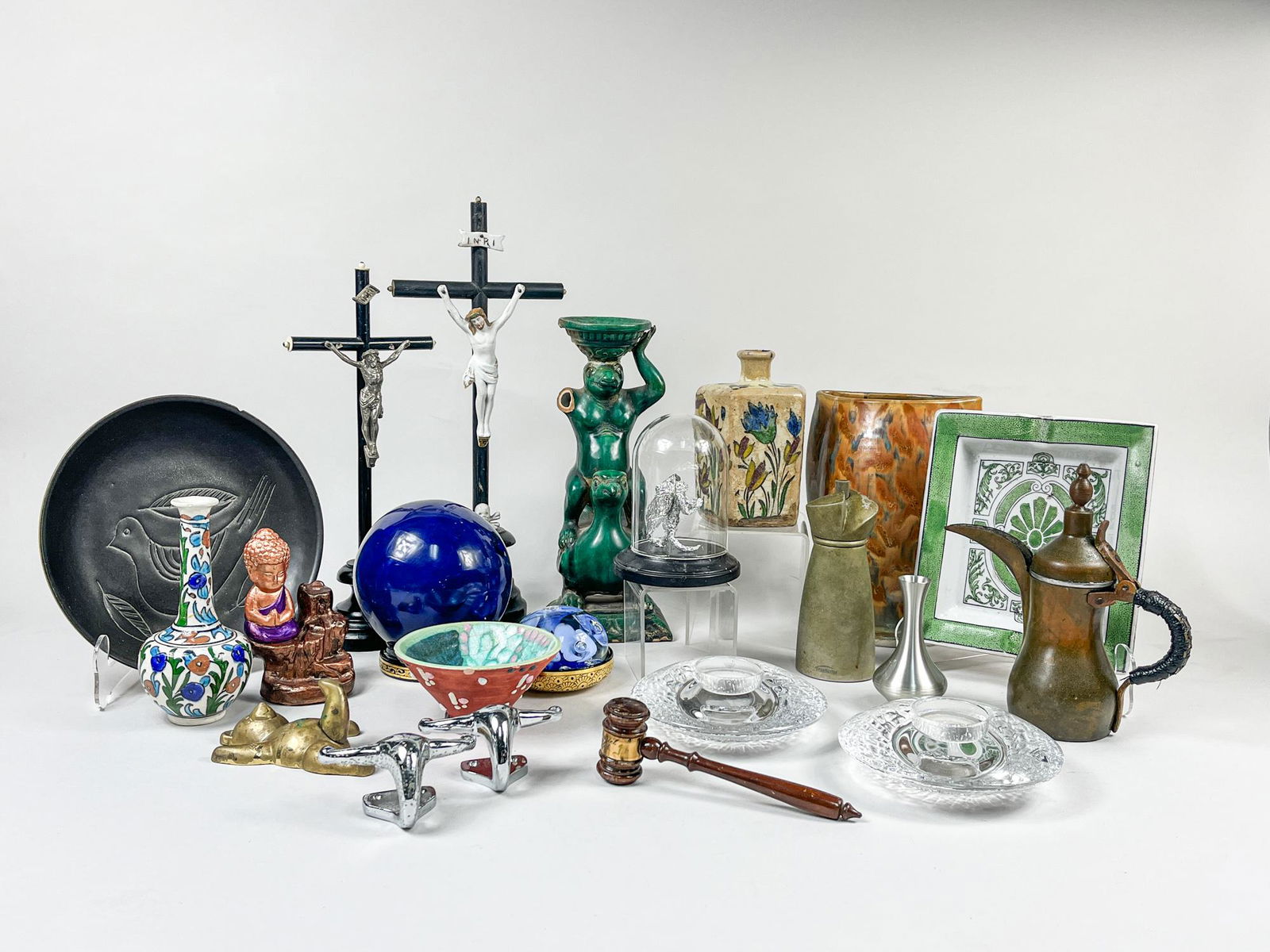 Estate Vintage Porcelain & Decors (1 of 11)