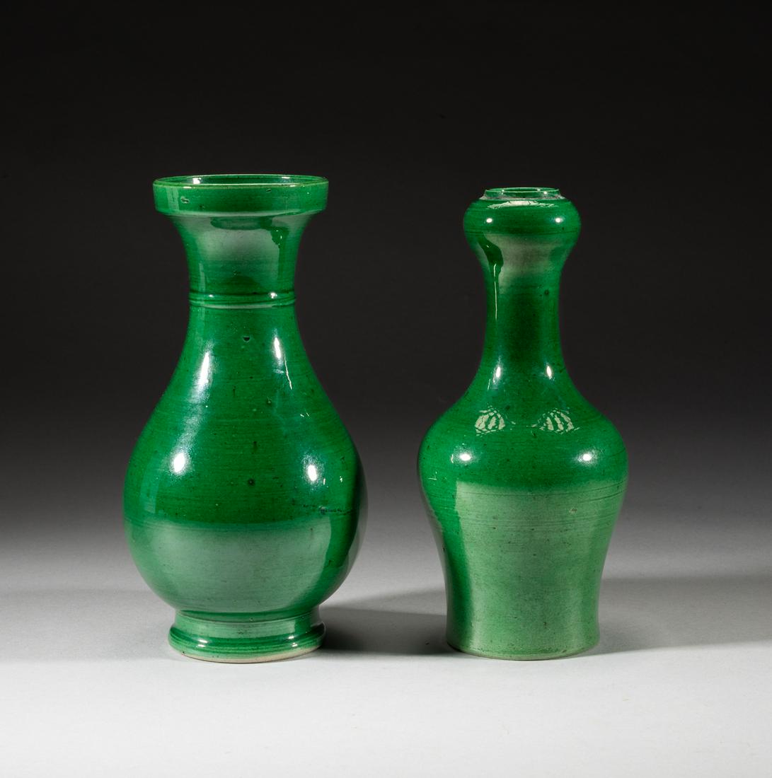 Rare Chinese Malachite Green Porcelain Vases (1 of 12)