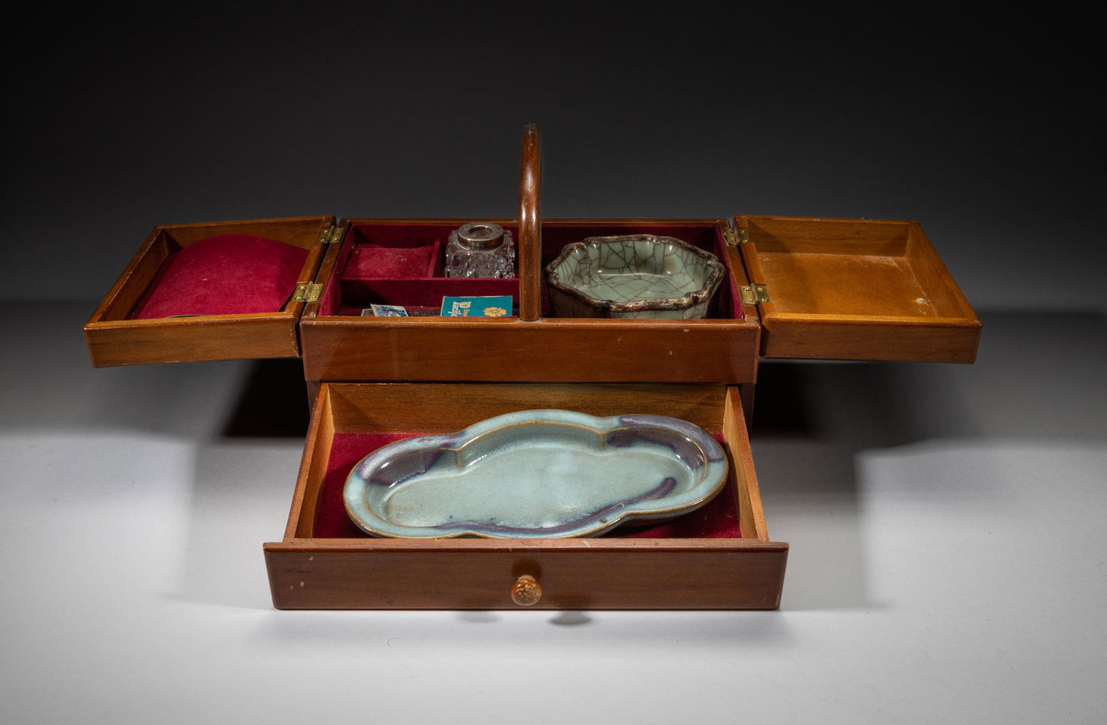 English Type Chinese Porcelain Writing Sets (1 of 11)