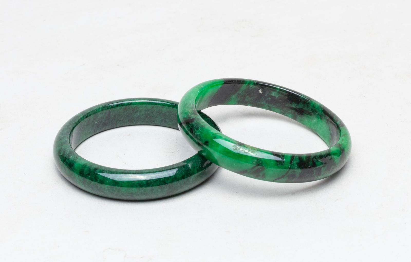 Pair Chinese Dark Green Bangles (1 of 11)