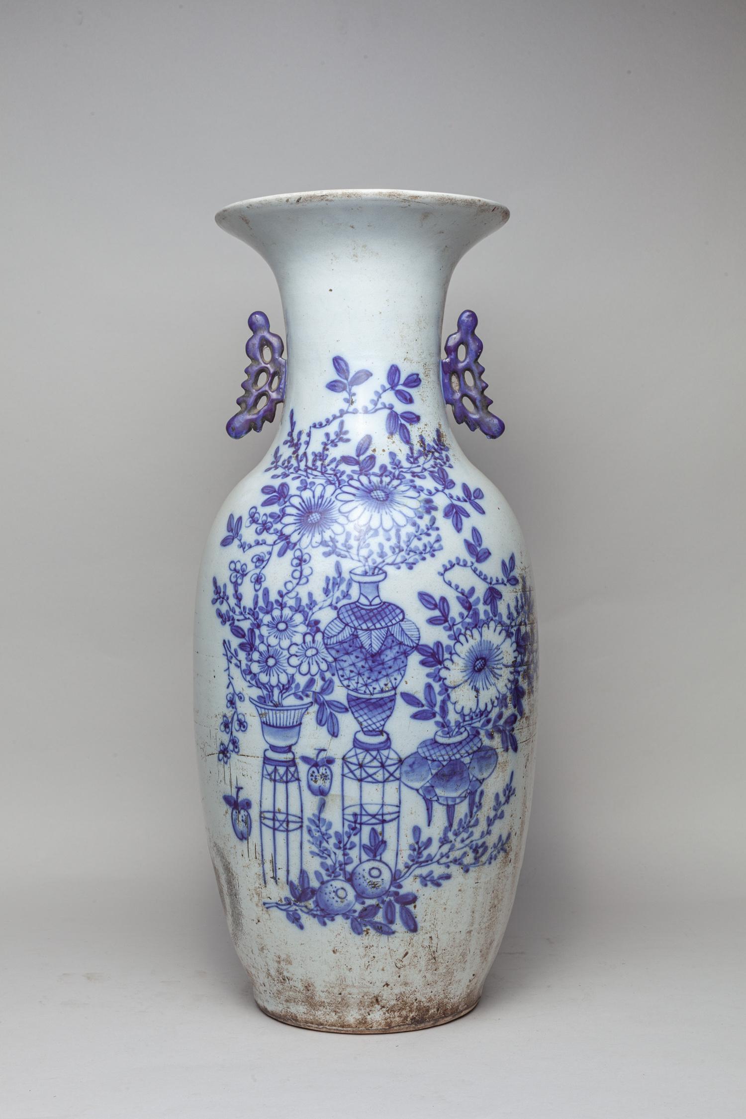 Large Chinese Blue & White Porcelain Vase (1 of 18)