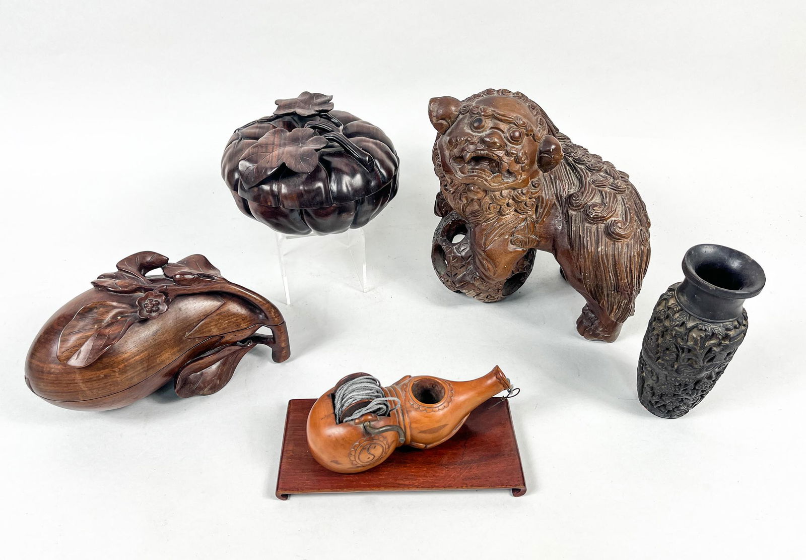 Collectible Chinese Wood Carvings (1 of 13)