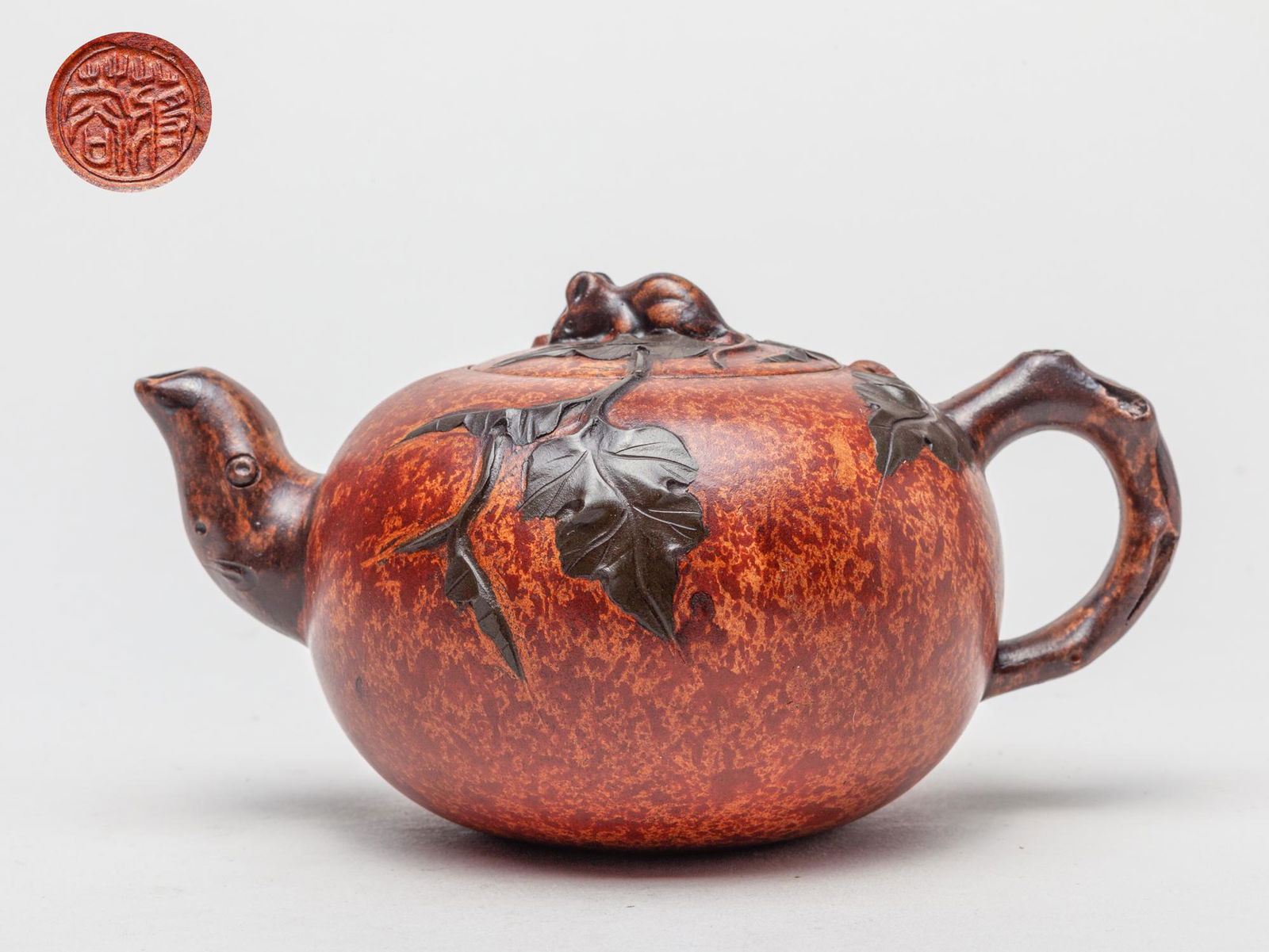 Chinese Export Yixing Zisha Tea Pot (1 of 11)