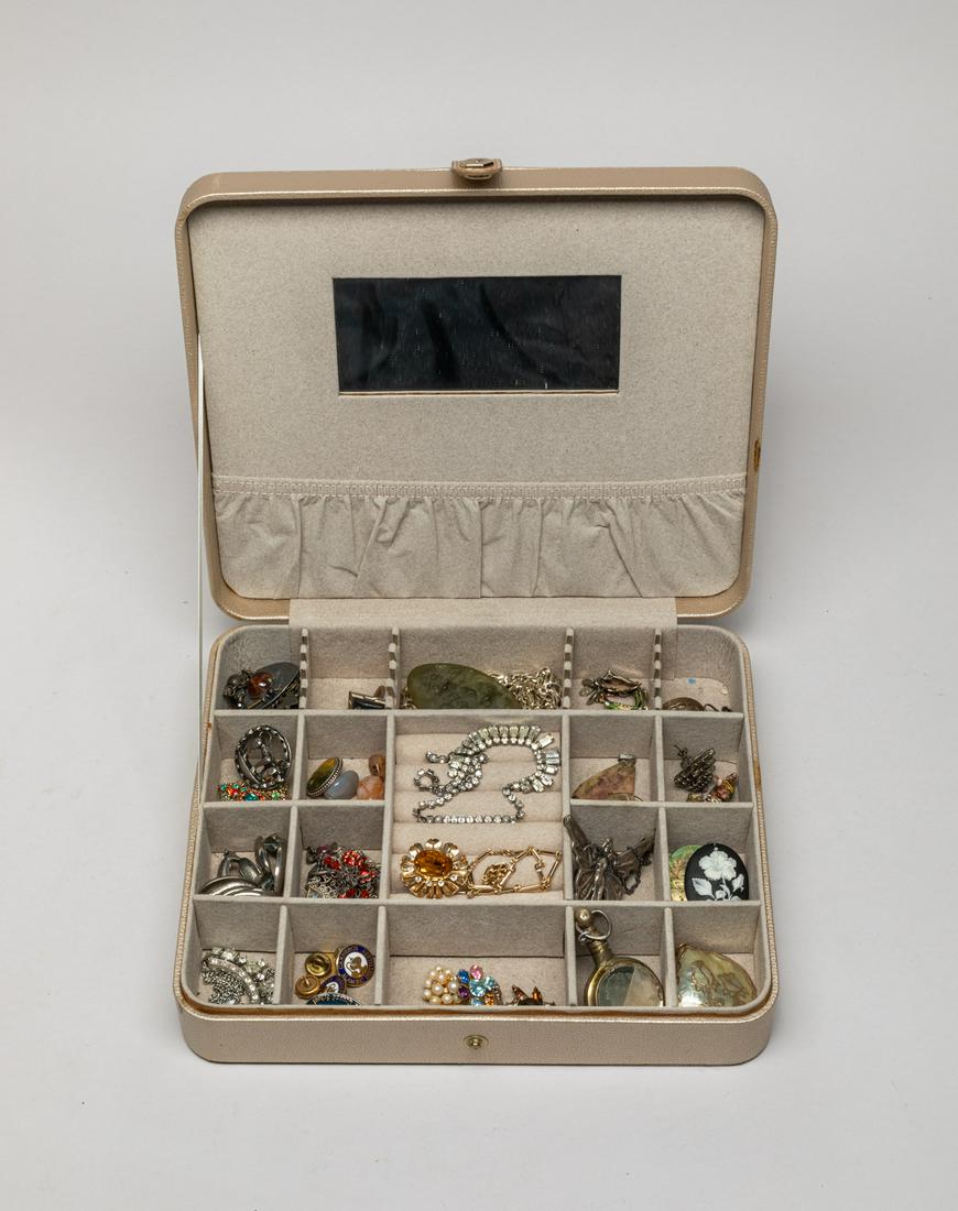 Collectible High Quality Custom Jewelry: Box of customer jewelry & gem stones. 10.25inch L, 8.75inch W, 2.4 inch H. (box size).