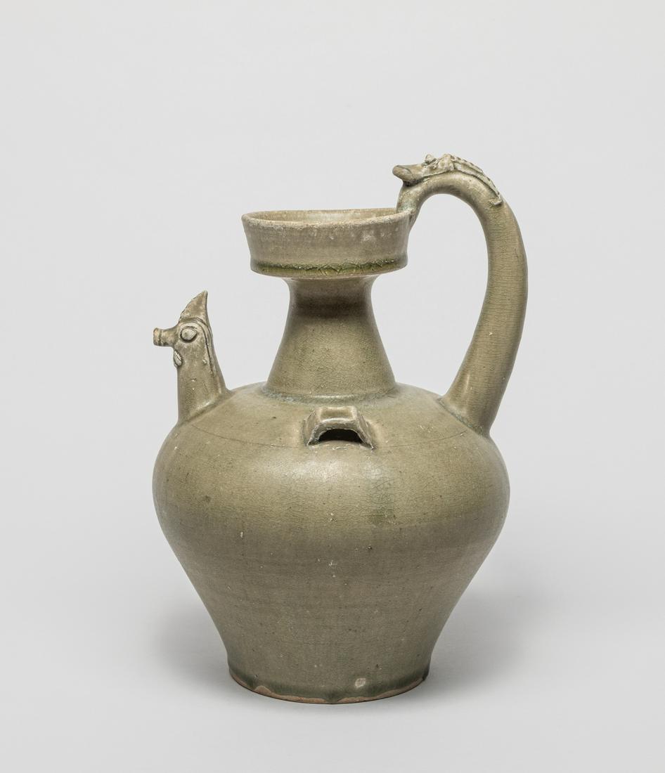 Rare Chinese Yue Ware Porcelain Pot (1 of 9)