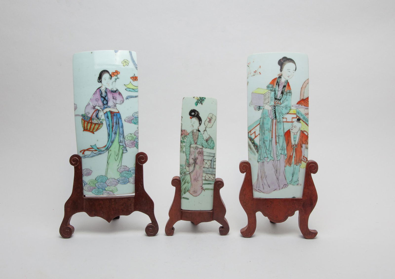 Set Chinese Porcelain Table Plaque (1 of 14)