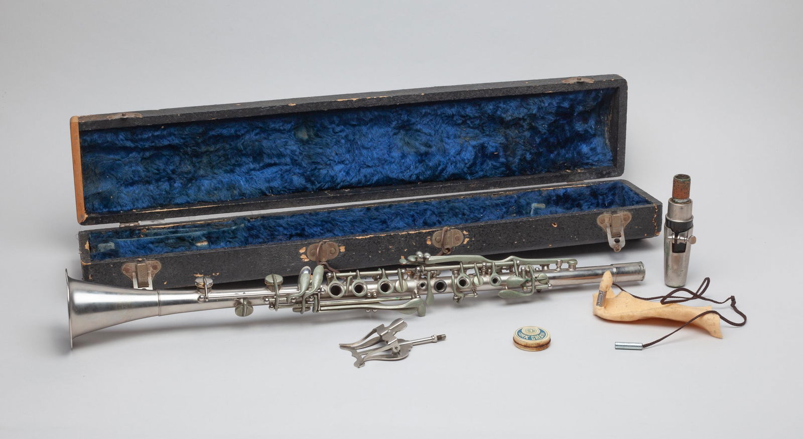Silver Plated Clarinet in Case (1 of 15)