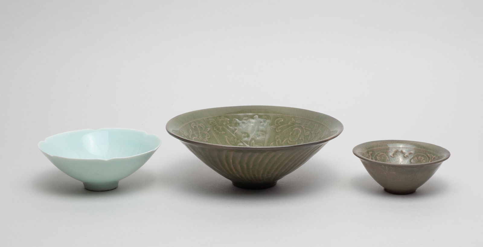 Chinese Celadon Glazed Porcelain Bowl (1 of 19)