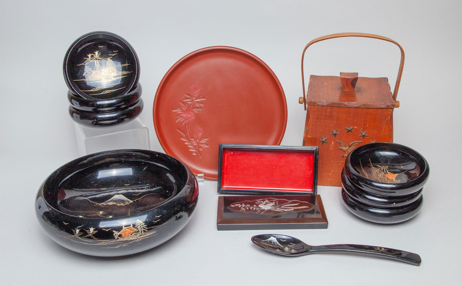 Collectible Asian Lacquer & Wood Piece (1 of 14)