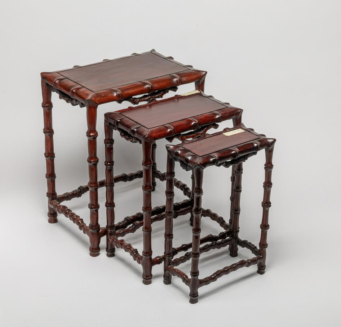 Set Chinese Small Wood Stand (1 of 12)