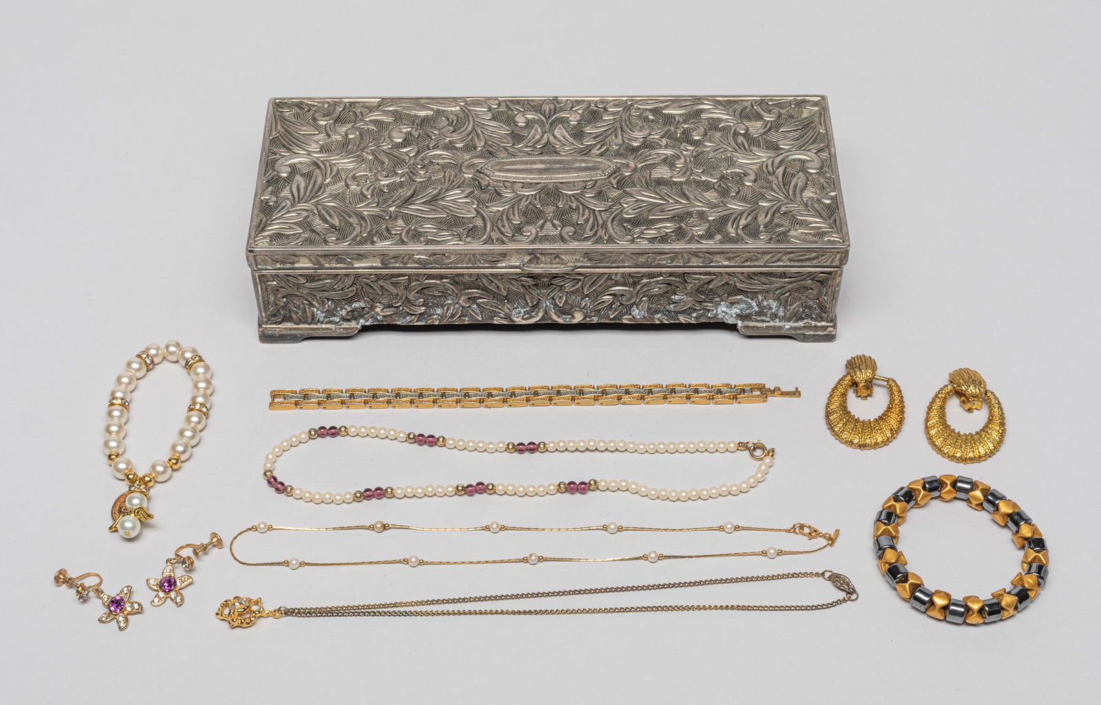 Collectible Costume Jewelry, Some G/F (1 of 11)