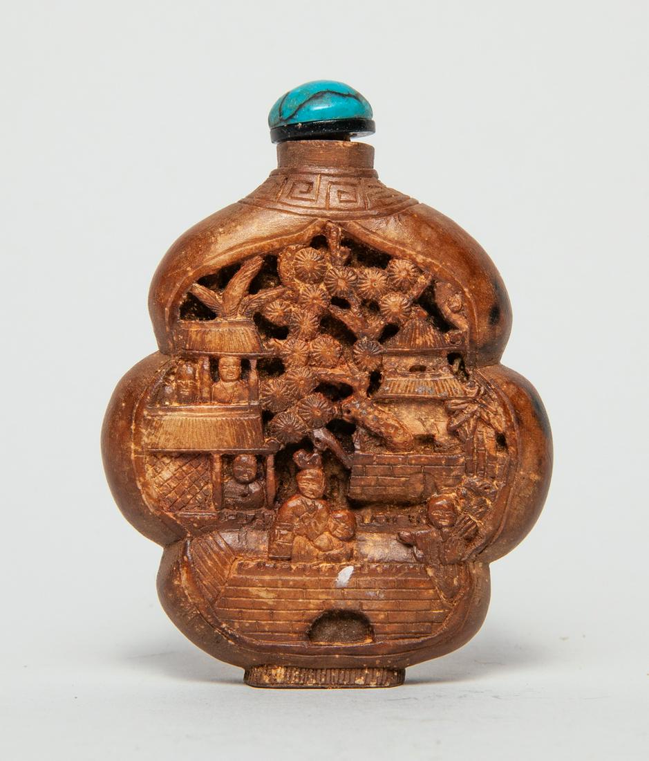 Rare Chinese Wood Carved Snuff Bottle (1 of 9)