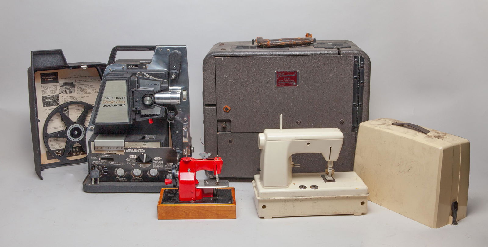 Collectible Vintage Projectors & Machines (1 of 13)