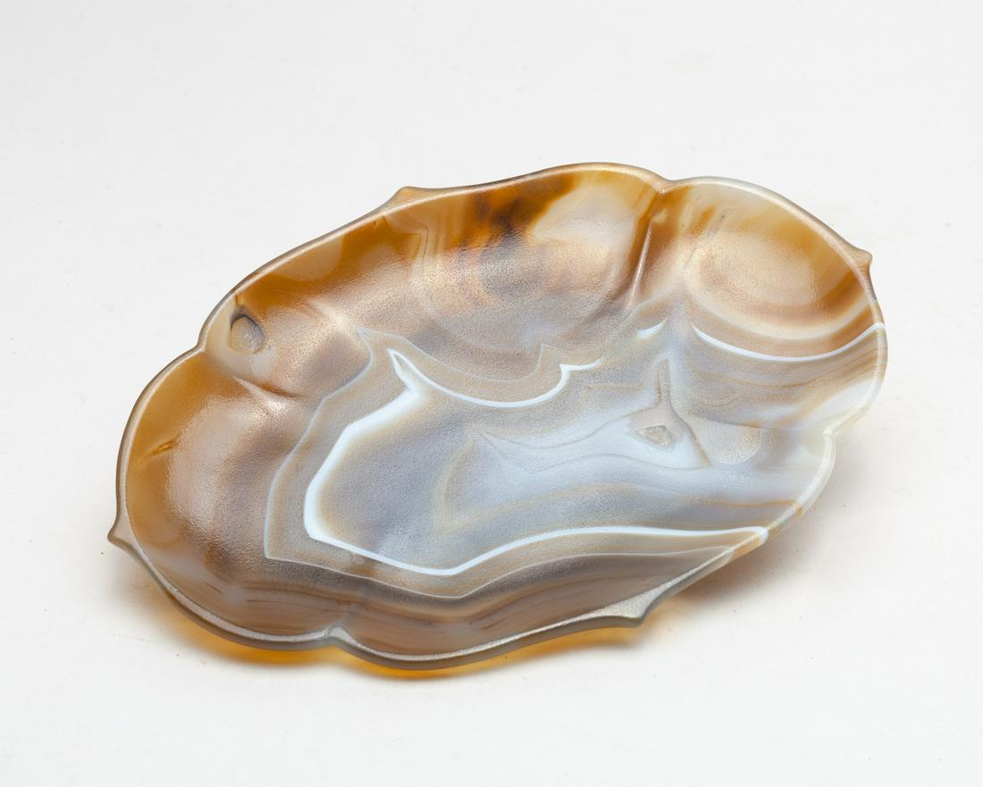 Rare Chinese Cameo Agate Plate (1 of 10)