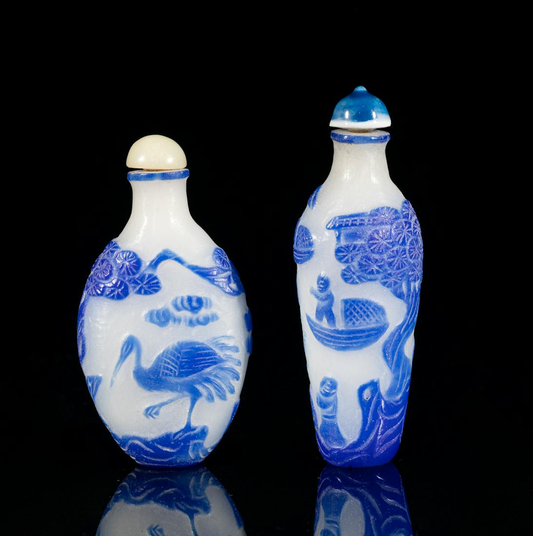 Chinese Overlay Glass Snuff Bottle (1 of 14)