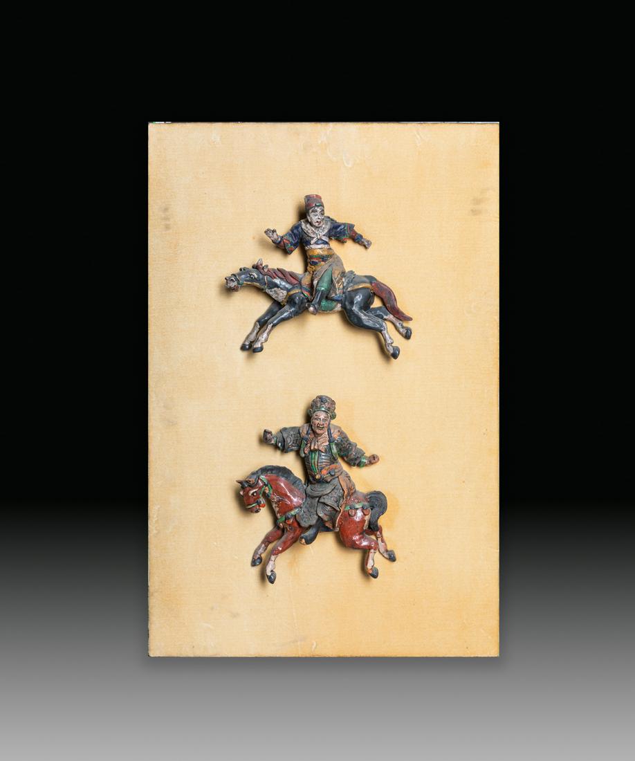 Chinese Famille Rose Pottery Hanging Figure (1 of 10)