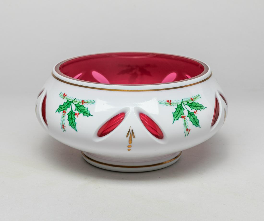 Handgemalt Limited Edition Overlay Glass Bowl: Beautiful Christmas Handgemalt overlay glass bowl in burgundy and white colors, decorated with Christmas holly, the bottom marked gorham Limited in Edition. 3.7inch H, 7.6inch W.