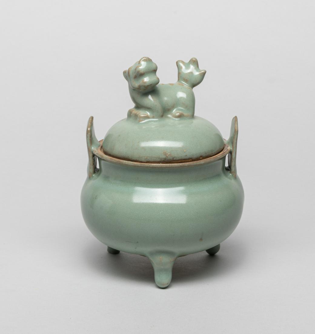 Korean Joseon Porcelain Censer (1 of 12)