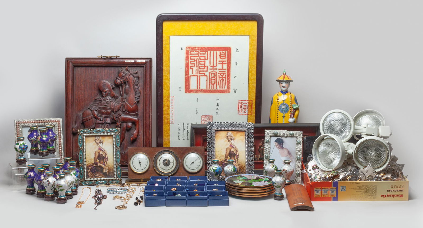 Estate Costume Jewelry & Chinese Decors (1 of 17)